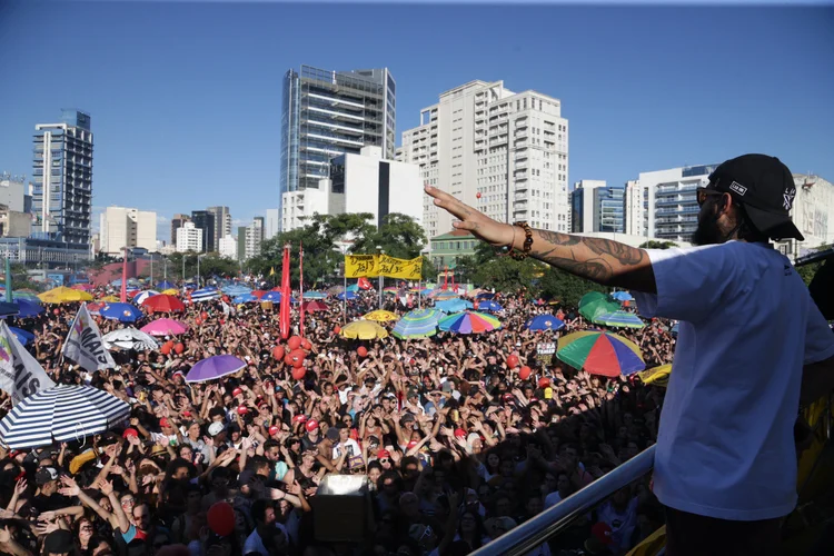 Ato DiretasJá no Largo da Batata, zona oeste da cidade: participação de artistas (Paulo Pinto/Agência Pública)