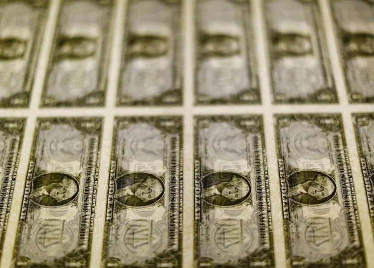 DÓLAR: economistas consultados pela Reuters esperavam expansão de 2,6 por cento no segundo trimestre / Gary Cameron/File Photo/ Reuters (Gary Cameron/Reuters)