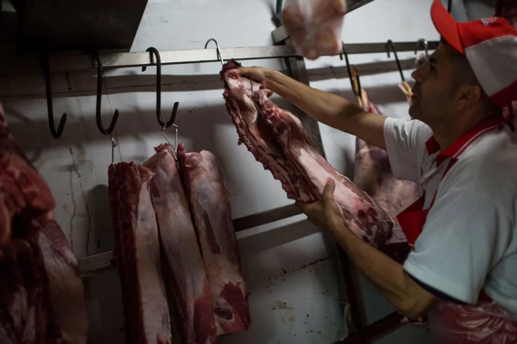 Carnes: dirigente da Abiec alertou que uma das consequências da greve dos caminhoneiros para a população é o aumento de preços desse alimento (Victor Moriyama/Getty Images)