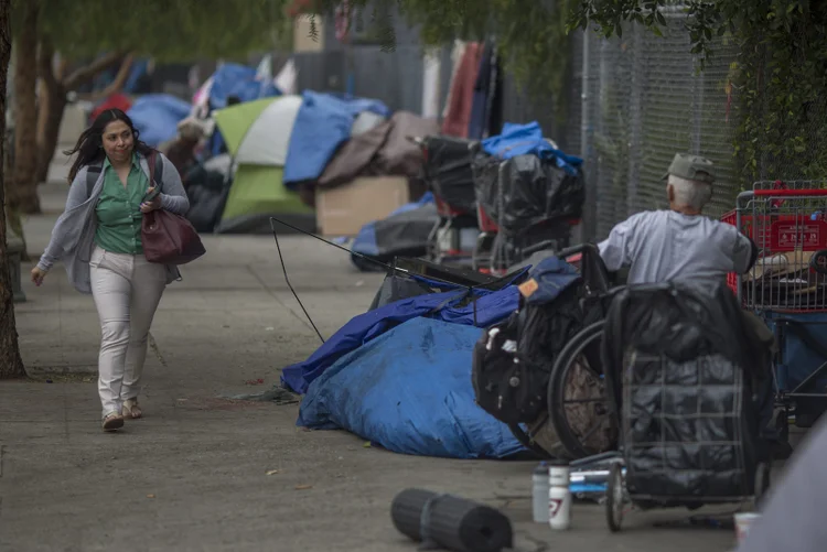 Moradores de rua em SP: Os que desejarem serão encaminhados para vagas contratadas pela prefeitura em hotéis e Centros de Acolhida no Centro (David McNew/Getty Images)