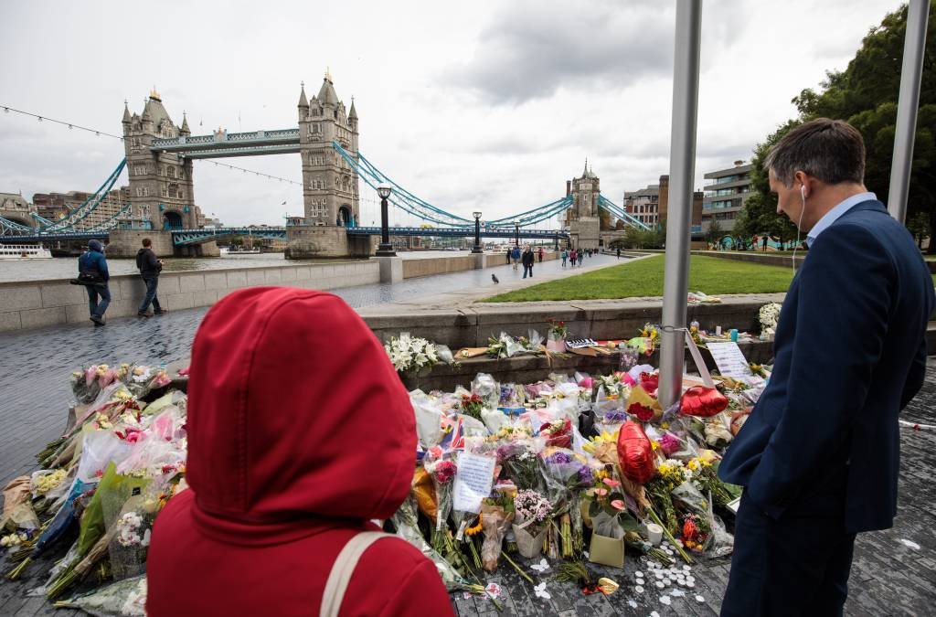 Homem é detido na Irlanda por relação com atentados em Londres