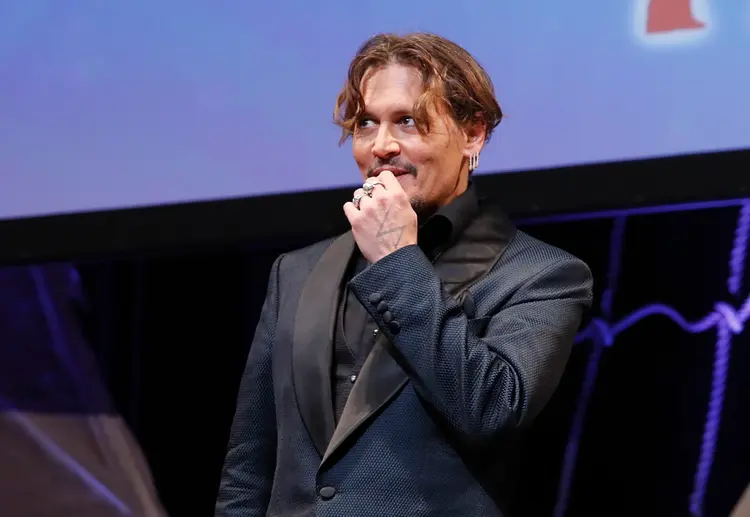 Johnny Depp: ator foi acusado pela ex-mulher de "anos de violência física e psicológica", mas nega as acusações (Ken Ishii/Getty Images)