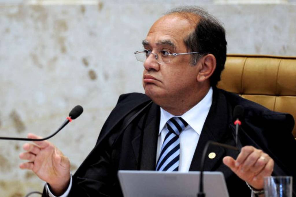 Gilmar Mendes critica novo pedido da PGR para prender Aécio Neves