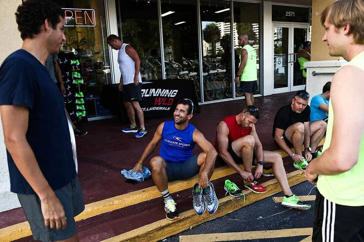 RESORT NA FLÓRIDA: criação de um programa de corrida seguido de um happy hour para atrair a comunidade local  / Scott McIntyre/The New York Times