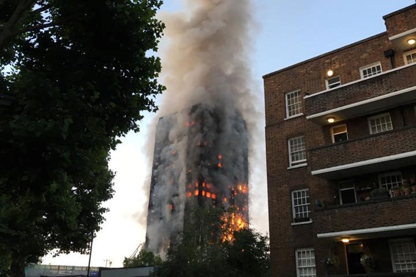 Menino de 5 anos é a vítima mais jovem de incêndio em Londres