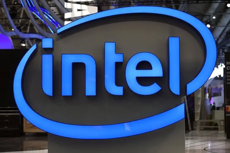 Intel: empresa revelou a falha na semana passada, assim como seus concorrentes AMD e ARM e gigantes tecnológicos como Amazon, Apple e Google (Fabian Bimmer/Reuters)