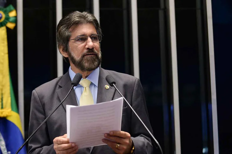 Senador Valdir Raupp (PMDB-RO): Raupp é investigado de atuar em favor de uma empreiteira (Jefferson Rudy/Agência Senado)