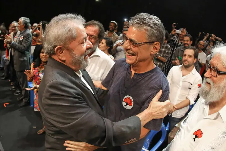 Lula e Chico Buarque (Divulgação/Divulgação)