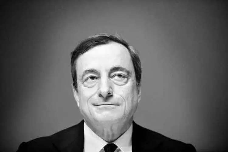 MARIO DRAGHI, PRESIDENTE DO BCE: banco deve anunciar extensão de seu programa de estímulos à economia  / Homas Lohnes/Getty Images