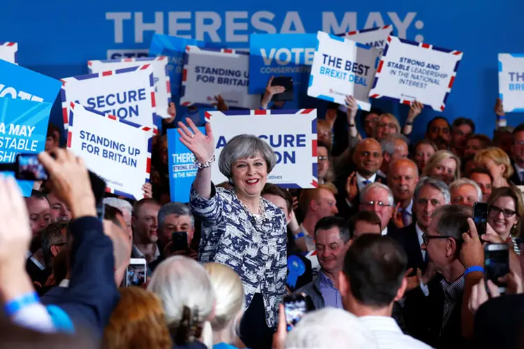 Theresa May: a primeira-ministra britânica anunciou no dia 18 de abril, que pediria ao congresso antecipação das eleições (Eddie Keogh/Reuters)