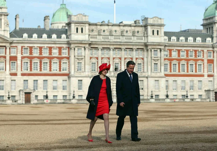 MAY E CAMERON: ele passa o cargo para ela nesta quarta-feira / Carl Court/ Getty Images