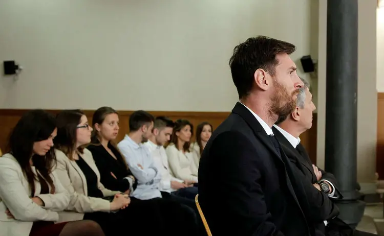 Lionel Messi: jogador do Barcelona e seu pai foram considerados culpados em um tribunal catalão por fraude fiscal (Alberto Estevez/Reuters)