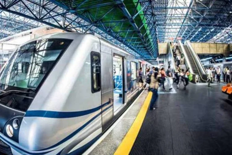 Metrô de SP: outros passageiros não deixaram a mulher sair da estação. (Metrô de SP/Divulgação)