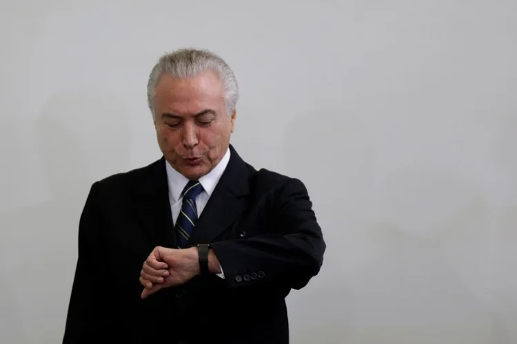 MICHEL TEMER: torna-se natural que os líderes partidários, os ministros do STF e a elite econômica prefiram postergar a remoção do presidente do cargo / Ueslei Marcelino/ Reuters