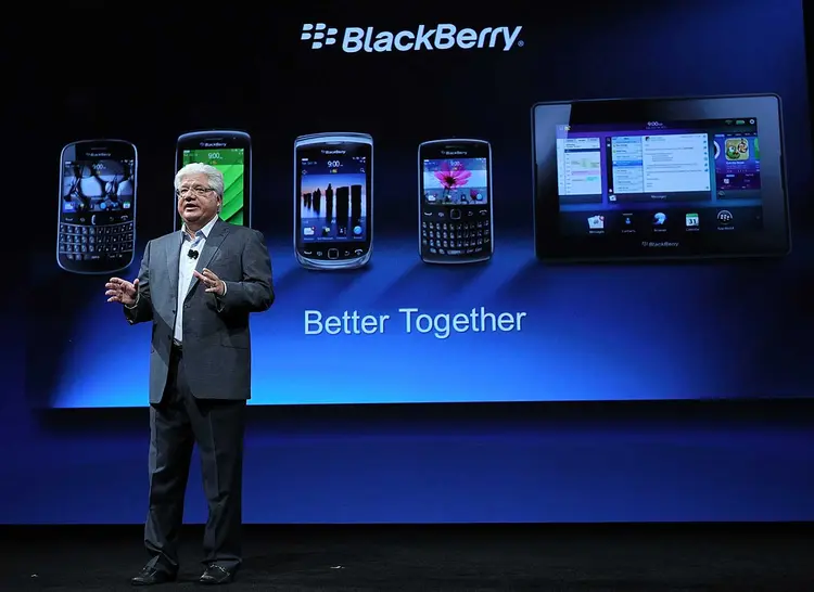 MIKE LAZARIDIS, DA BLACKBERRY: em 2011, empresa atingiu o auge, faturando 20 bilhões de reais; hoje, companhia fatura apenas 2 bi / Justin Sullivan/ Getty Images