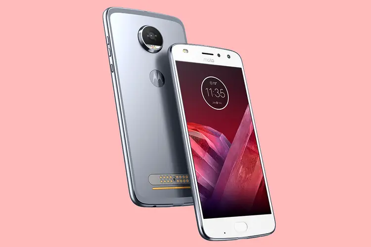 Moto Z2 Play: o smartphone modular tem tela Full HD de 5,5 polegadas (Lenovo/Divulgação)