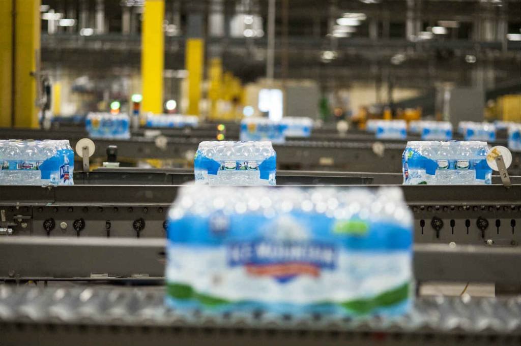 A polêmica água infinita da Nestlé