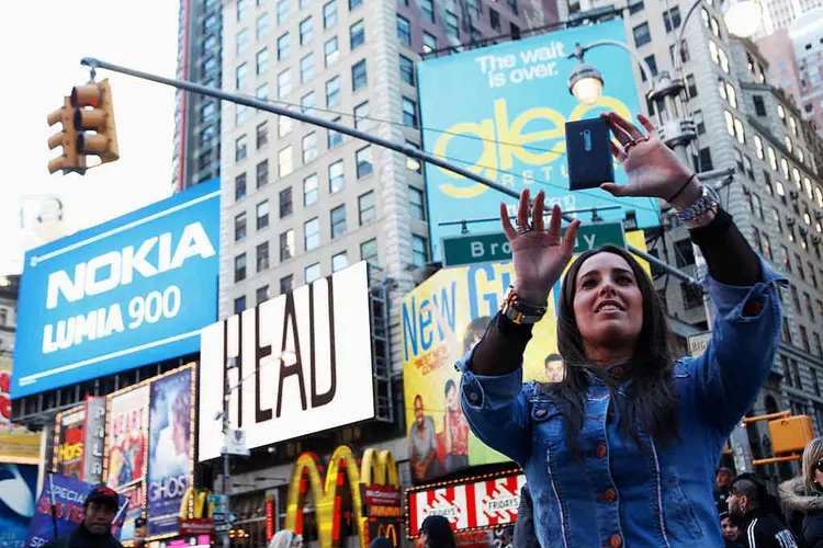 LANÇAMENTO DO NOKIA LUMIA, EM 2012: foi uma das últimas cartadas da fabricante de celulares, que agora retorna ao mercado / Thos Robinson/ Getty Images