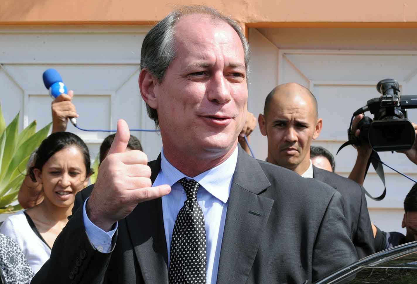 Ciro Gomes prev 15 candidatos concorrendo Presid ncia Exame