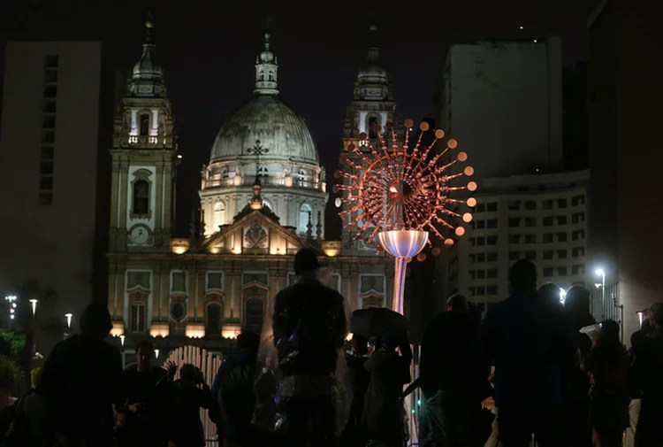 A CIDADE POR TRÁS DOS JOGOS: Se o Rio de Janeiro não achar sua nova vocação, o país inteiro sairá prejudicado / Pilar Olivares/ Reuters