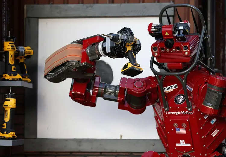 AUTOMAÇÃO: Vendas de robôs industriais devem crescer 14% neste ano / Getty Images