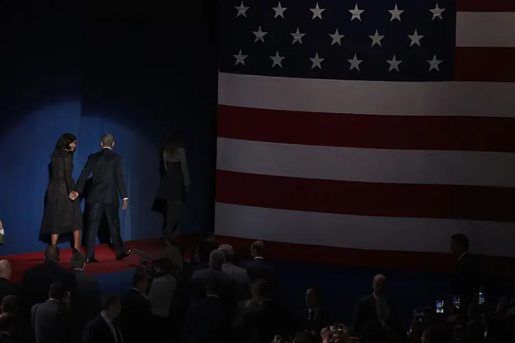 SAINDO DE CENA:  Obama deixa a presidência e deve ficar afastado dos holofotes, pelo menos por enquanto / Scott Olson/Getty Images