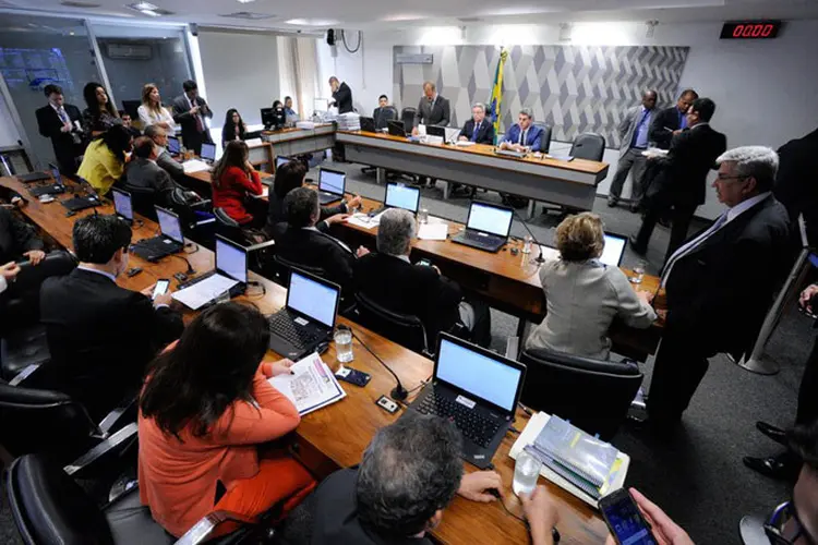Reforma trabalhista: Após debate de mais de 1h30, senadores finalmente chegaram a um acordo sobre a tramitação da reforma (Edilson Rodrigues/Agência Senado)