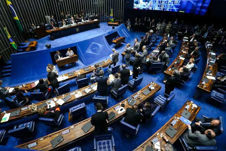 Senado: o projeto dispensa estados e municípios de cumprir exigências em 3 resoluções do Senado (Agência Brasil/Agência Brasil)
