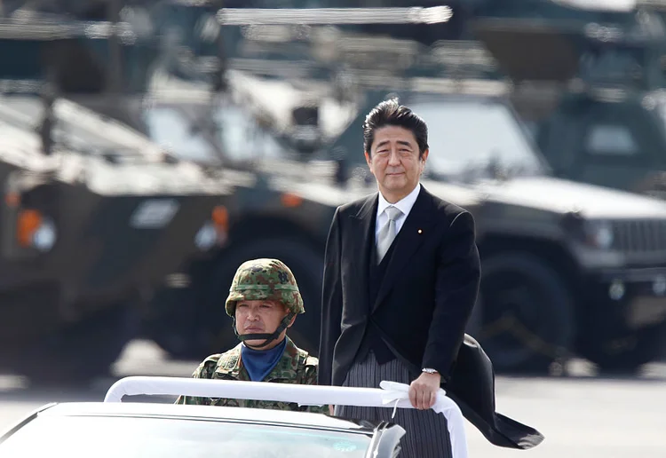 SHINZO ABE: com a mudança na presidência dos Estados Unidos, o Japão teme que Trump mude a estratégia de proteção do pacífico  / Tomohiro Ohsumi/Getty Images