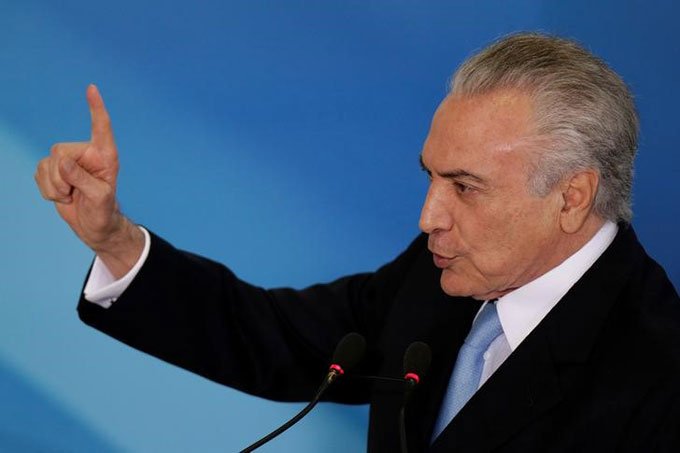 Temer avalia ignorar lista tríplice na sucessão de Janot