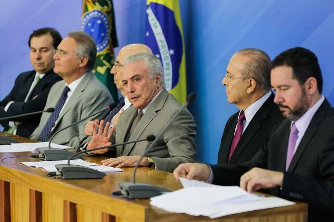 Temer citado; denúncia contra Lula&