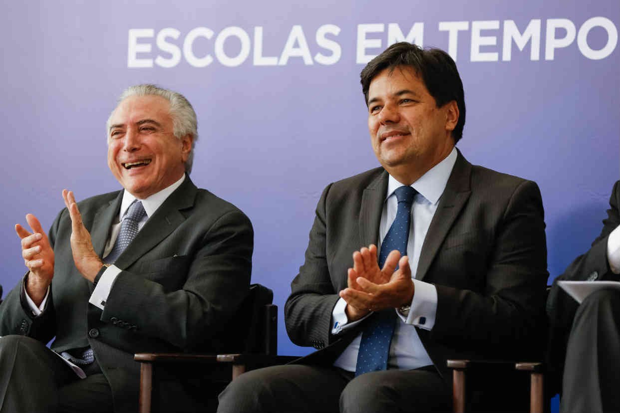 Reforma no ensino; Laranjal eleitoral&