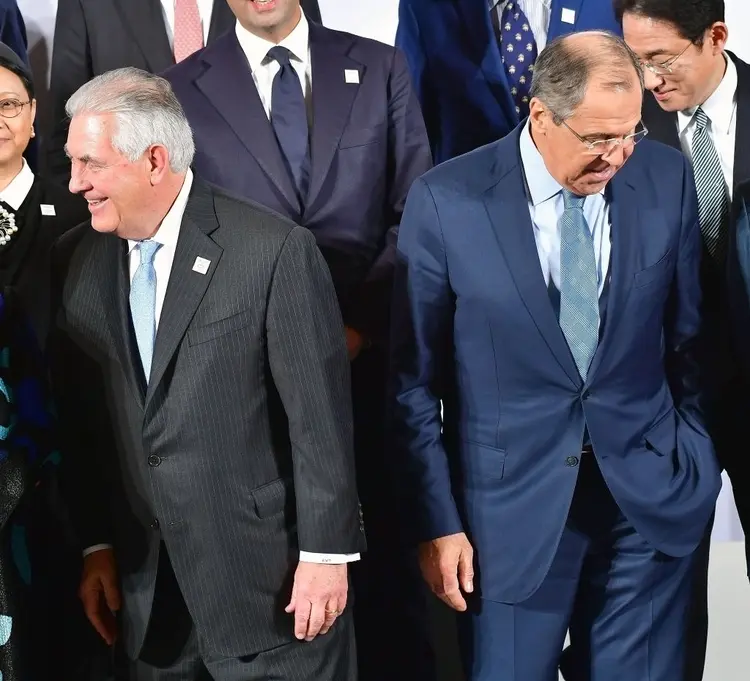 TILLERSON E LAVROV: o encontro entre os dois ministros deve ser tenso diante do abalo das relações Rússia-Estados Unidos / Thomas Lohnes/Getty Images