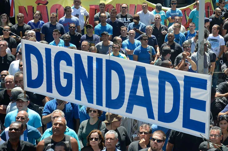 Protesto de servidores públicos no Rio (Tomaz Silva/Agência Brasil)