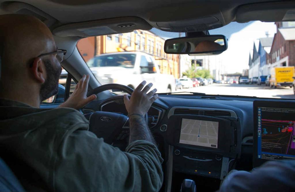 Como foi andar no Uber sem motorista