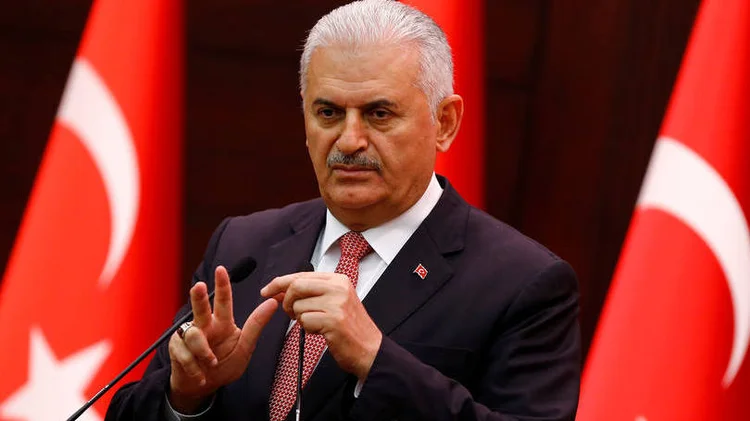 BINALI YILDIRIM: &#8220;algumas pessoas empreenderam uma ação ilegal fora da linha de comando&#8221; / Umit Bektas / Reuters