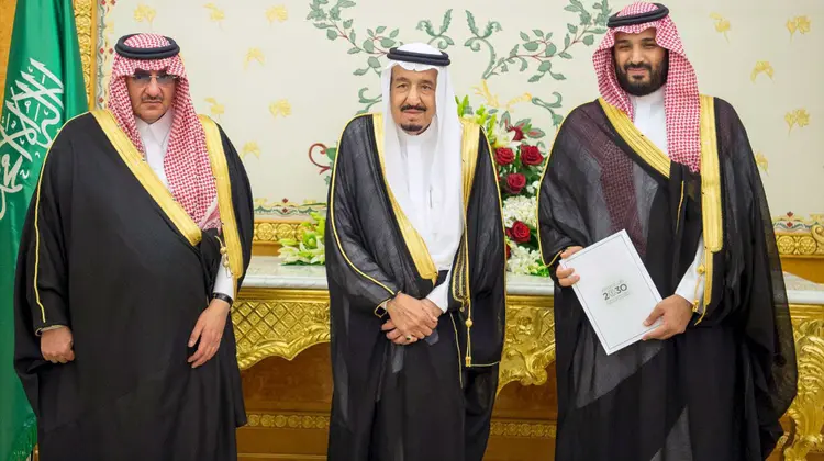 ARÁBIA SAUDITA: a família real apresentou plano de reestruturação e ampliação da base econômica do país até 2030, com aumento de setores como turismo e militar. / Divulgação