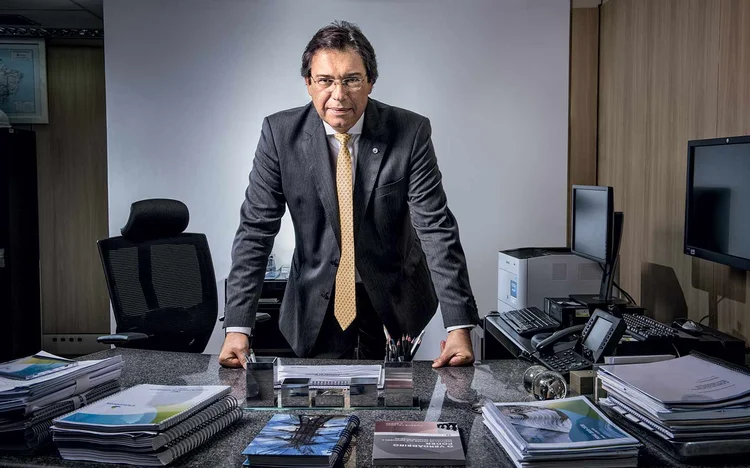 WILSON FERREIRA JÚNIOR, DA ELETROBRAS: a companhia voltou ao azul, mas há muito trabalho pela frente  / Germano Lüders