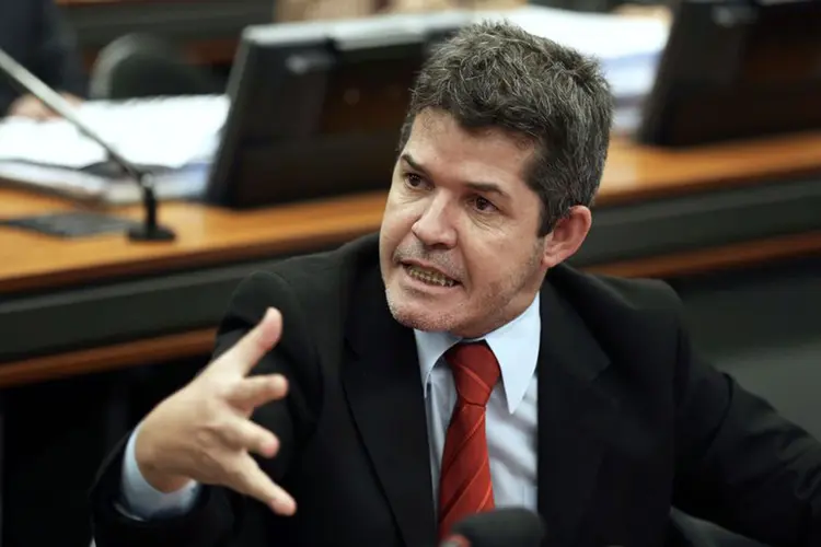 Delegado Waldir: o deputado, que foi substituído, acusou o governo de promover barganha (Marcelo Camargo/Agência Brasil)