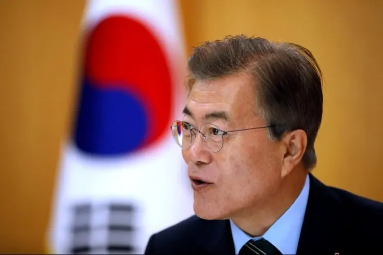 Moon Jae-in: e Abe consideraram positivas as novas sanções contra vários setores da economia norte-coreana (Kim Hong-Ji/Reuters)