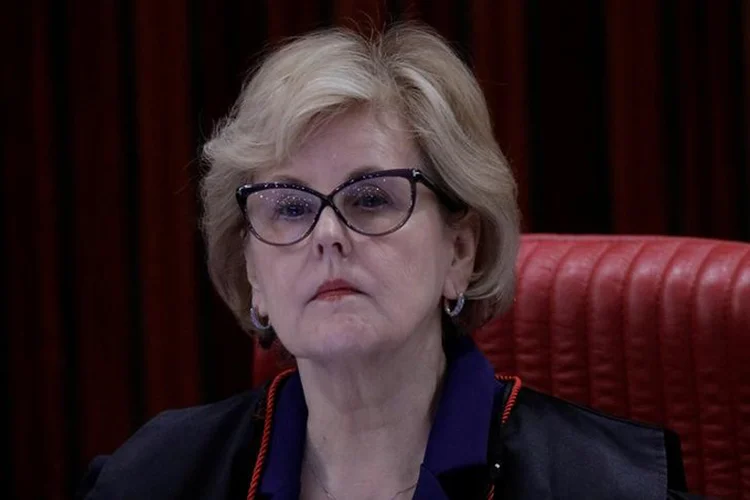 Weber: "requisitem-se, com urgência, informações à Presidência da República, a serem prestadas no prazo de cinco dias", determinou a ministra (Ueslei Marcelino/Reuters)