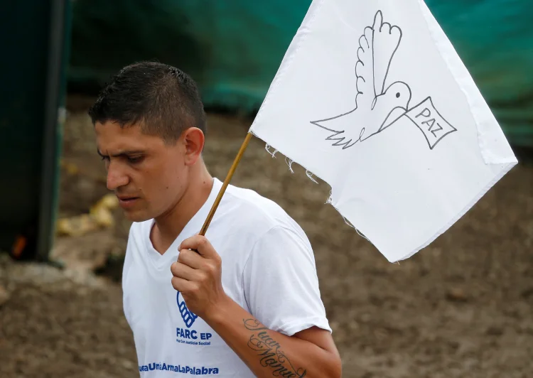 Acordo de paz: "Exigimos o governo nacional garantias para que, no marco do acordo de paz assinado, essas ameaças não fiquem na impunidade" (Jaime Saldarriaga/Reuters)