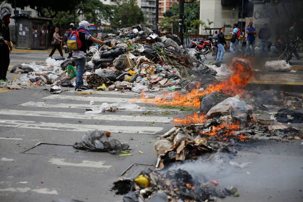 Protestos na Venezuela: Forças armadas disseram que vão fazer "uso proporcional da força" (Ivan Alvarado/Reuters)
