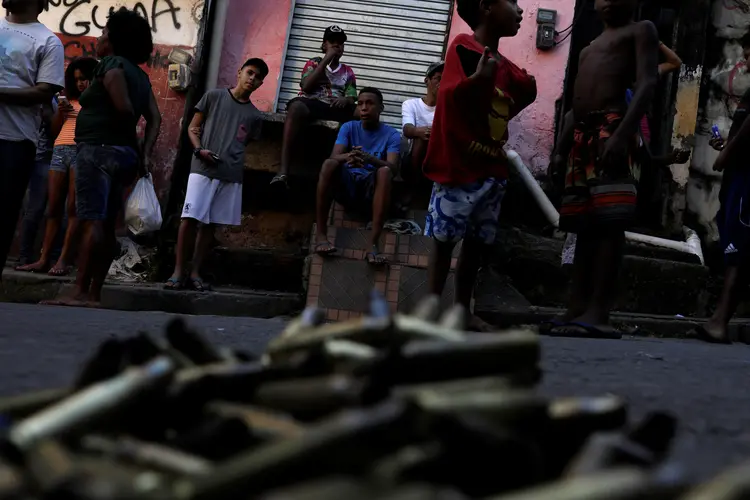 Violência no Rio: o total de policiais mortos no estado este ano chega a 40, dos quais 38 eram policiais militares (Ricardo Moraes/Reuters)