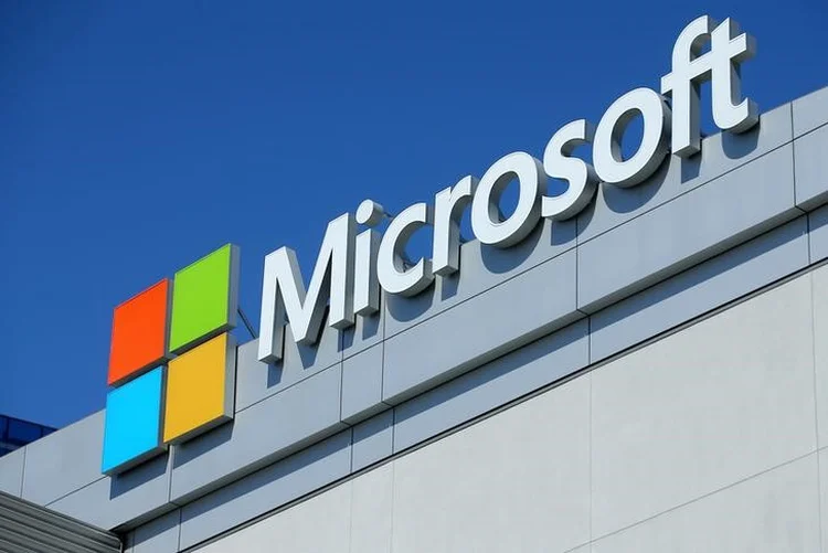 Microsoft: "A Microsoft está implementando mudanças para servir melhor os seus clientes e sócios" (Mike Blake/Reuters)