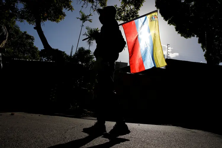 Venezuela: "Um fechamento que não esteja ajustado ao procedimento da lei acarreta sanções" (Carlos Garcia Rawlins/Reuters)