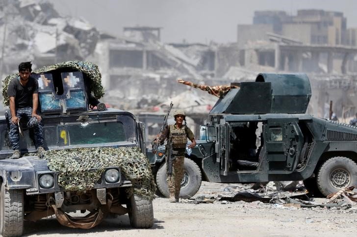EI faz tentativa desesperada para se manter em Mosul