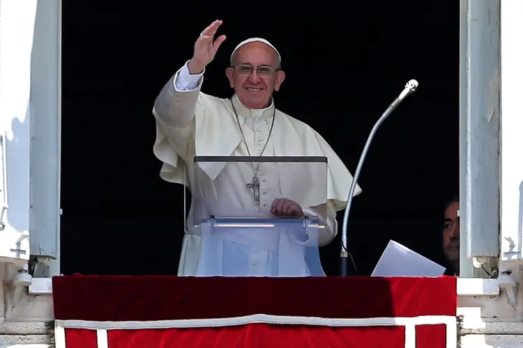 Papa Francisco: a Igreja Católica confere postumamente a beatificação, e mais tarde a canonização (Max Rossi/Reuters)