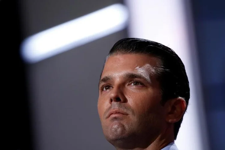 Donald Tump Jr.: segundo a reportagem, Trump Jr. recebeu a promessa de informações danosas sobre Hillary antes de concordar em se encontrar com a advogada (Carlo Allegri/Reuters)