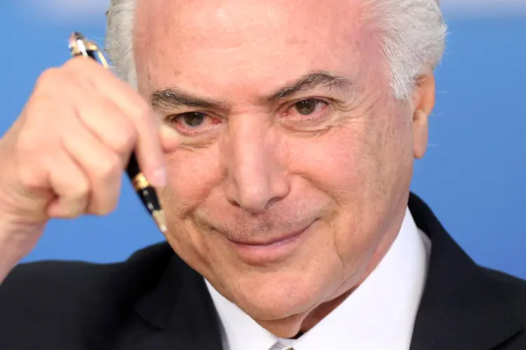 Michel Temer: a sanção acontece na véspera da votação pela Câmara da 2ª denúncia (Adriano Machado/Reuters)